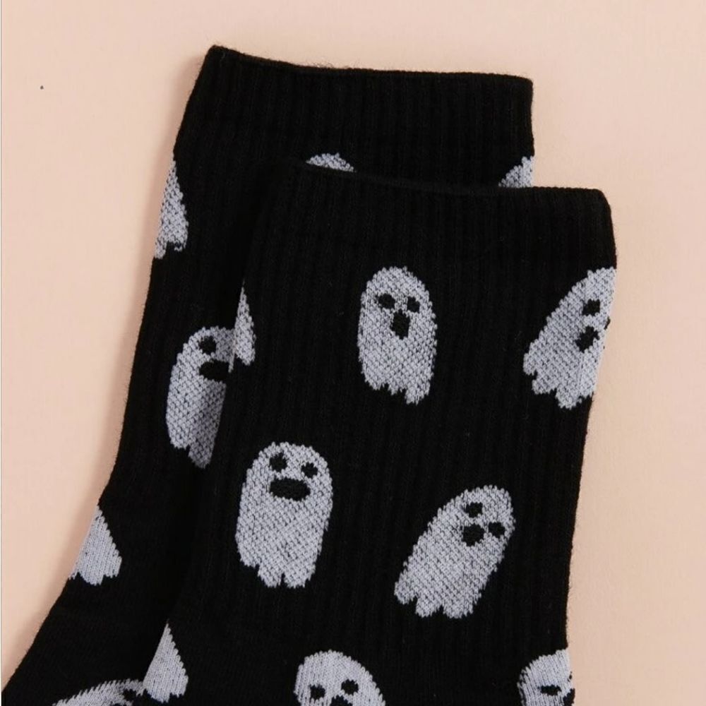 Ghost 👻 Pattern Socks - Picture 3 of 3
